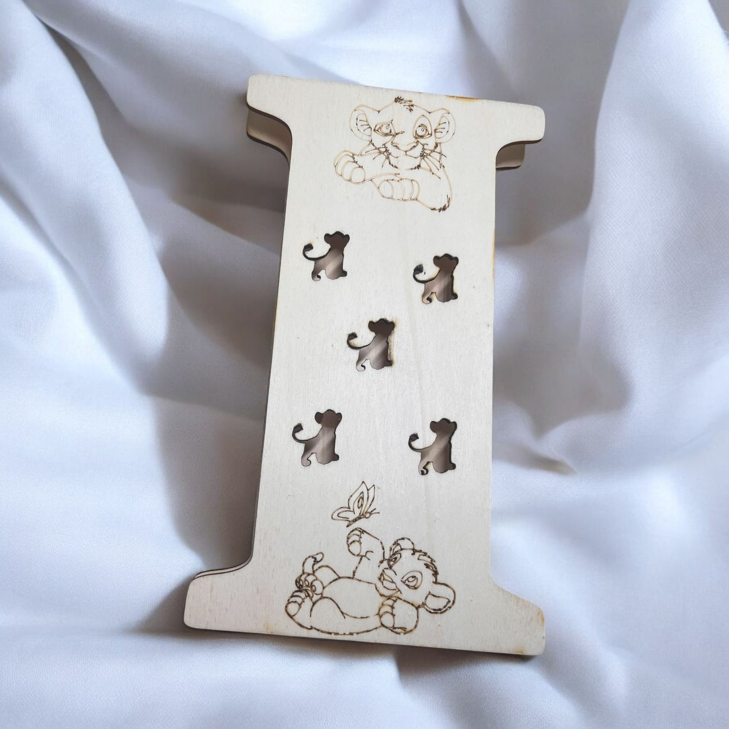 Lampada in Legno con Iniziale